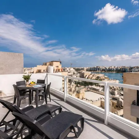 Bnbnova - 2br Penthouse St Julian's - Sea Views & Terrace Apartment