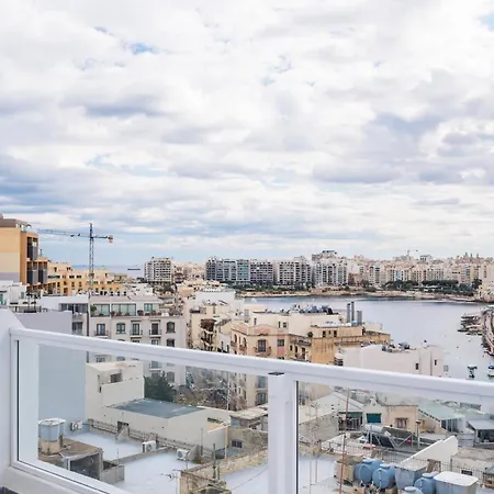 Apartment Bnbnova - 2br Penthouse St Julian's - Sea Views & Terrace